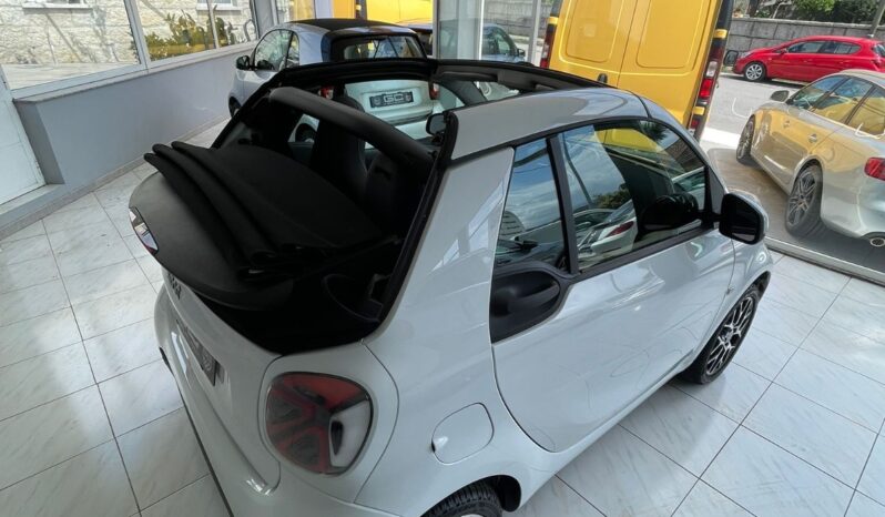 SMART fortwo 60kW81CV EQ cabrio lleno