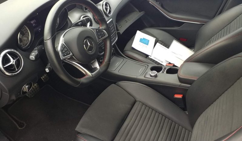 MERCEDES-BENZ Clase CLA CLA 220 CDI Aut. AMG Line lleno