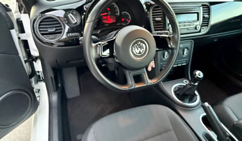 VOLKSWAGEN Beetle 1.6 TDI Design lleno