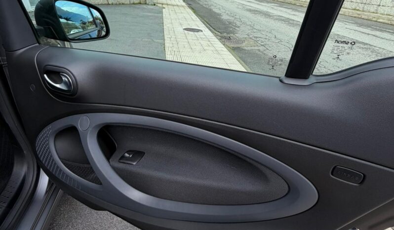Smart FourTwo EQ Cabrio 60Kw 82cv lleno