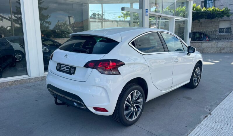 Citroen DS4 1.6 BLUE HDI DESIRE lleno