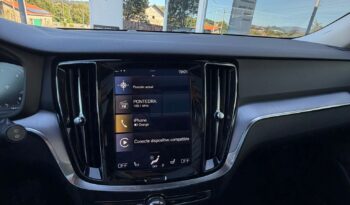 VOLVO V60 2.0 D4 Momentum lleno