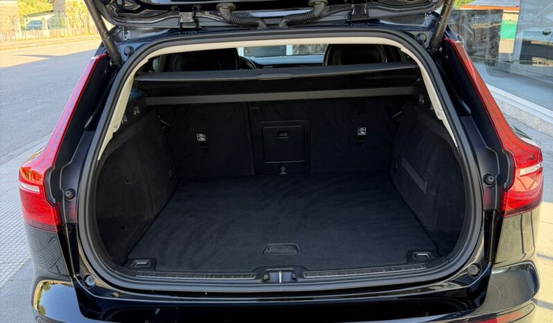 VOLVO V60 2.0 D4 Momentum lleno
