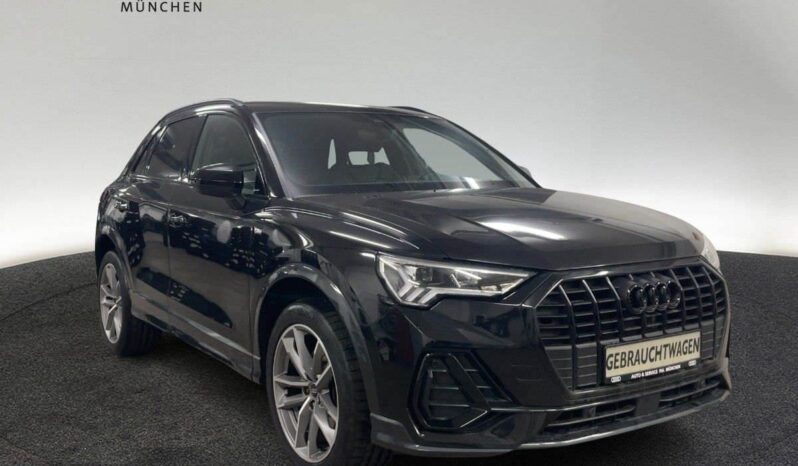 Audi Q3 45 TFSIe Stronic Black Line lleno