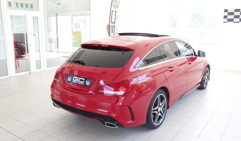 MERCEDES-BENZ  CLA 220 D AMG LINE SHOOTING BRAKE lleno