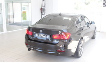 BMW SERIE 3 318D lleno