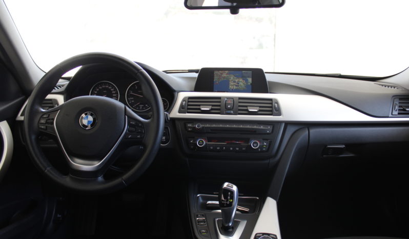 BMW SERIE 3 318D lleno