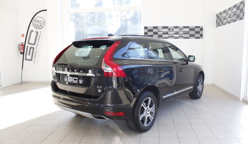 VOLVO XC60 2.4 D4 AWD Summum Auto lleno