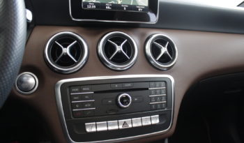 MERCEDES-BENZ Clase A 220 d 4MATIC AMG Line lleno