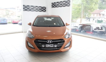 HYUNDAI i30 1.4 MPI BlueDrive Essence lleno