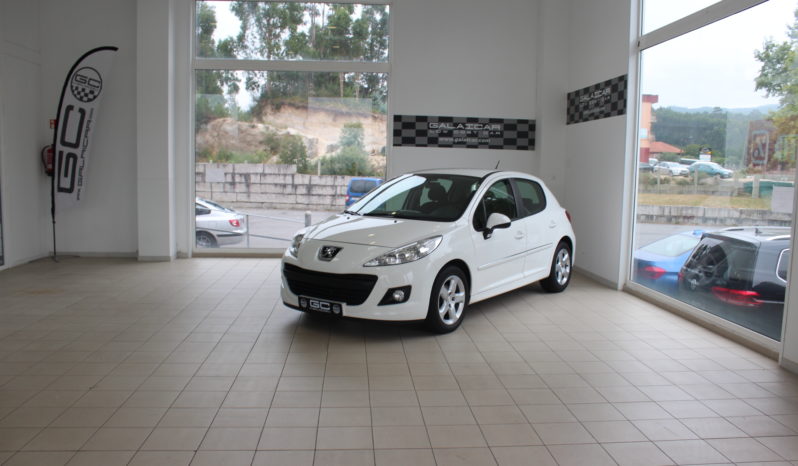 PEUGEOT 207 plus 1.4 HDI lleno