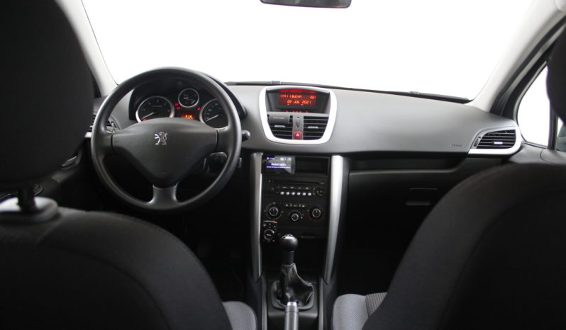 PEUGEOT 207 plus 1.4 HDI lleno