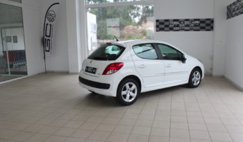 PEUGEOT 207 plus 1.4 HDI lleno