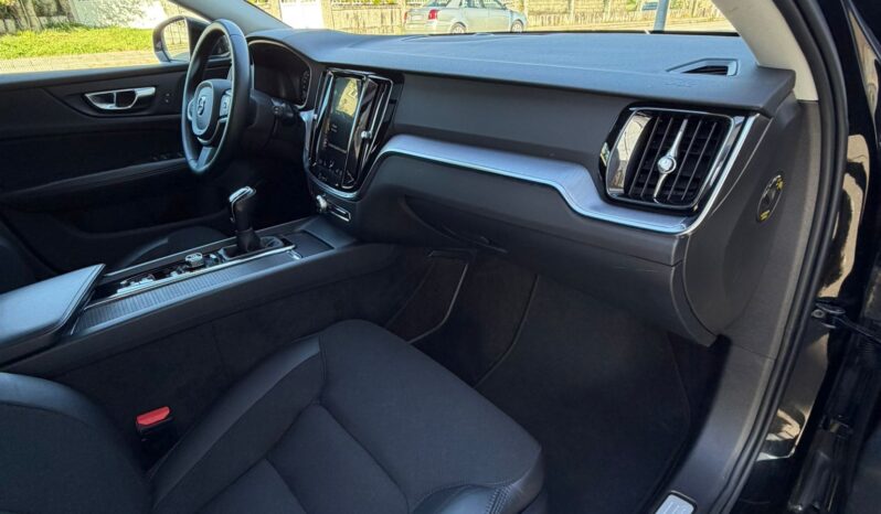 VOLVO V60 2.0 D4 Momentum lleno