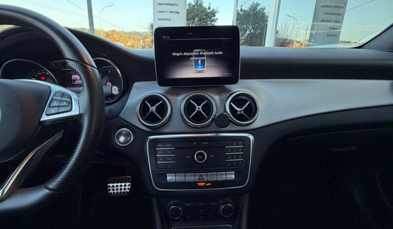 MERCEDES-BENZ Clase CLA CLA 220 d Shooting Brake lleno