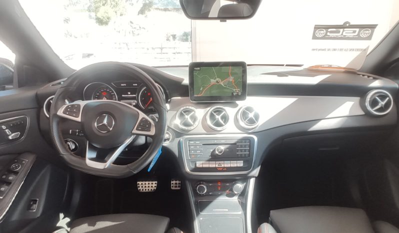 MERCEDES-BENZ Clase CLA CLA 200 d AMG Line Shooting Brake lleno