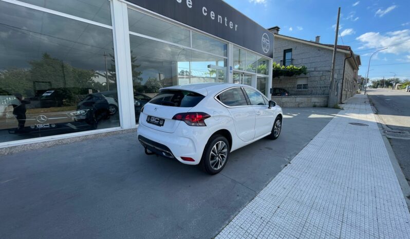 Citroen DS4 1.6 BLUE HDI DESIRE lleno