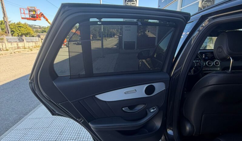 MERCEDES-BENZ Clase GLC GLC 300 de 4MATIC lleno