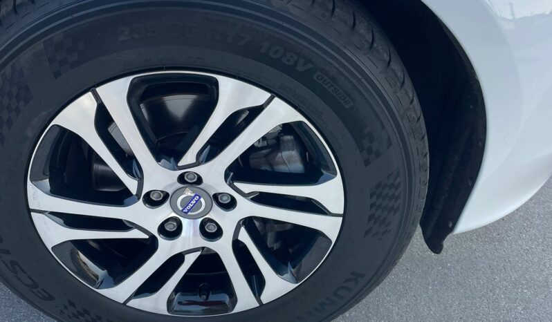 Volvo XC60 2.0 D3 Momentm lleno