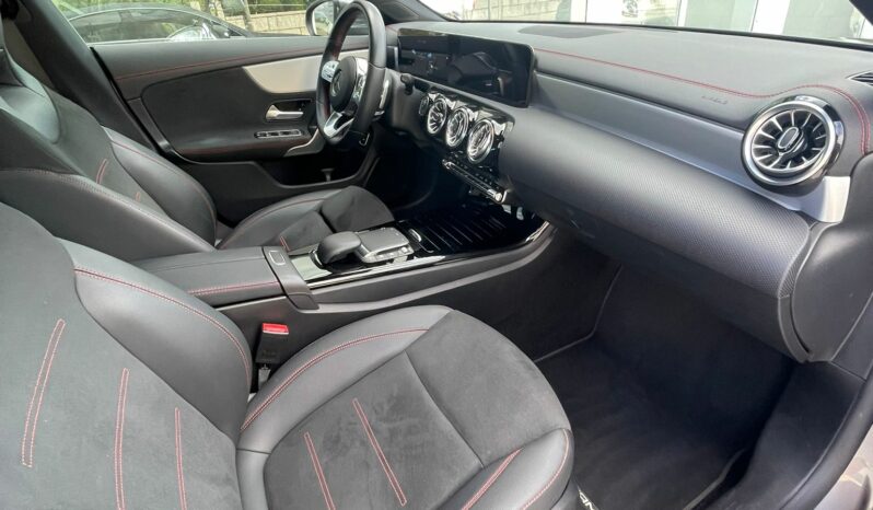 Mercedes Benz CLA 250e AMG lleno
