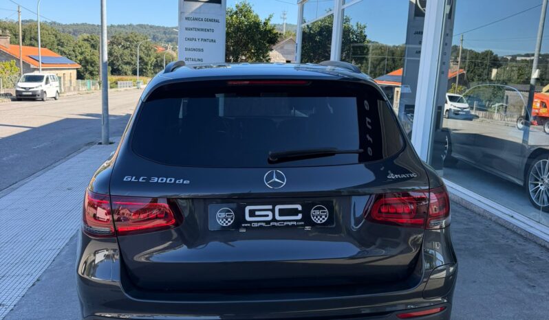 MERCEDES-BENZ Clase GLC GLC 300 de 4MATIC lleno