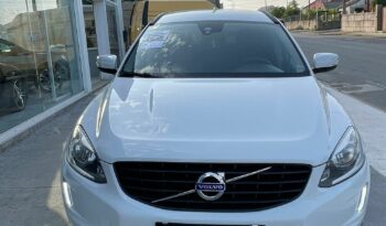Volvo XC60 2.0 D3 Momentm lleno