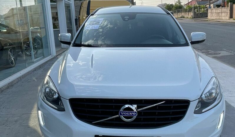 Volvo XC60 2.0 D3 Momentm lleno