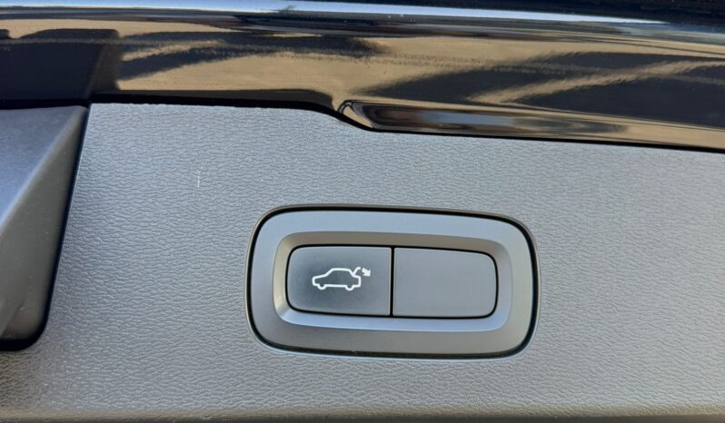 VOLVO V60 2.0 D4 Momentum lleno