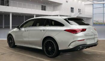 Mercedes Benz CLA 250e Shooting Break AMG lleno