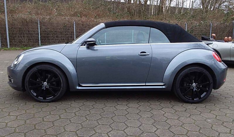 VOLKSWAGEN Beetle Cabrio 2.0 TDI 140cv Sport lleno