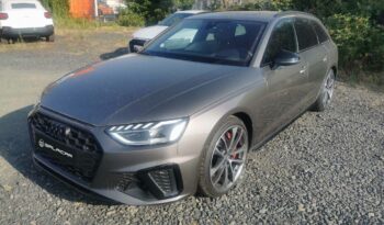 AUDI A4 Avant Black line 50 TDI 210kW quat tiptr lleno