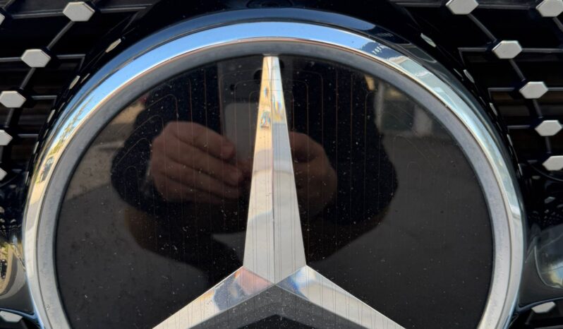 Mercedes Benz CLA 250e Shooting Break AMG lleno