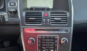 Volvo XC60 2.0 D3 Momentm lleno