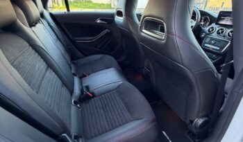 MERCEDES-BENZ Clase CLA CLA 220 d Shooting Brake lleno