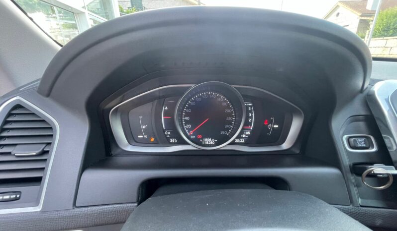 Volvo XC60 2.0 D3 Momentm lleno