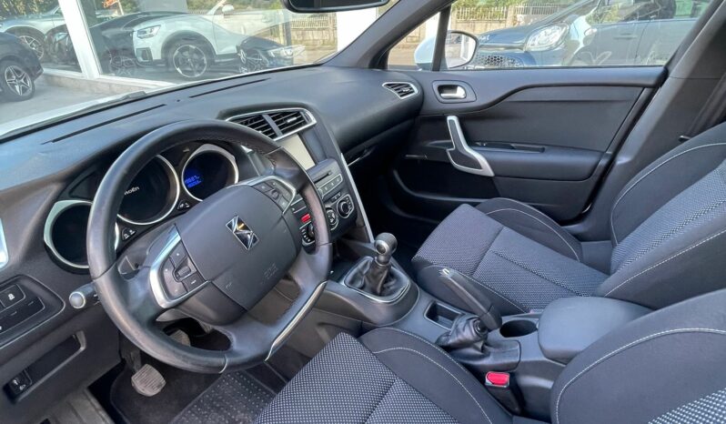 Citroen DS4 1.6 BLUE HDI DESIRE lleno