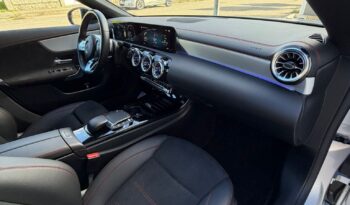 Mercedes Benz CLA 250e Shooting Break AMG lleno