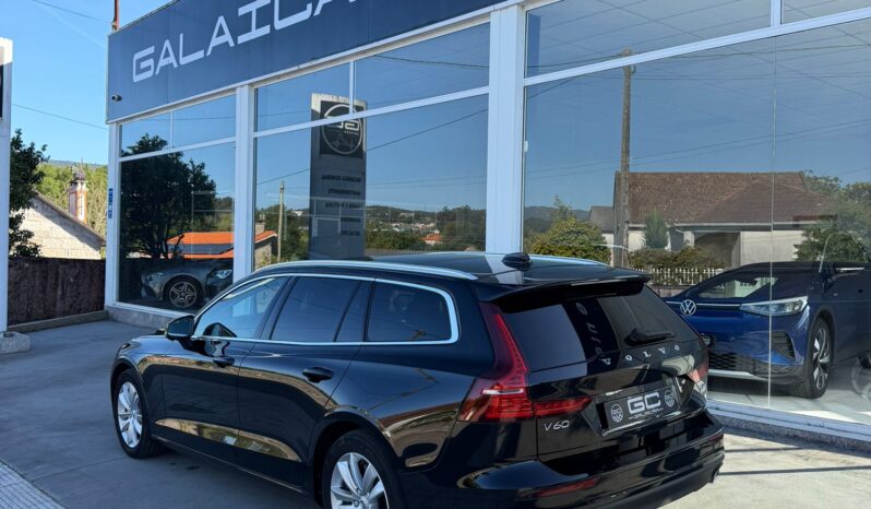 VOLVO V60 2.0 D4 Momentum lleno