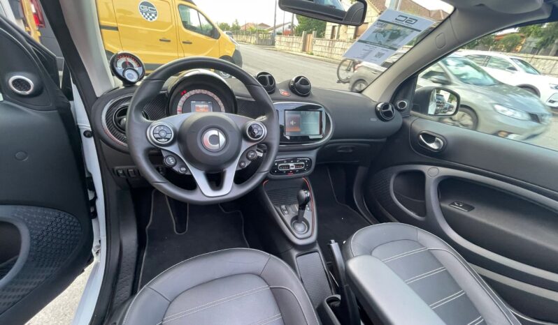 SMART fortwo 60kW81CV EQ cabrio lleno