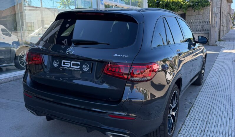 MERCEDES-BENZ Clase GLC GLC 300 de 4MATIC lleno