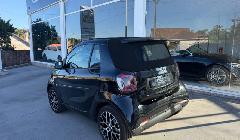 SMART fortwo 60kW81CV EQ cabrio lleno