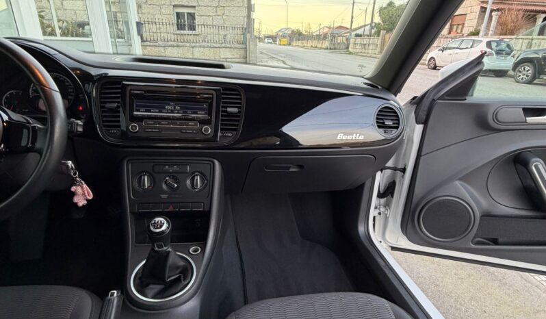 VOLKSWAGEN Beetle 1.6 TDI Design lleno