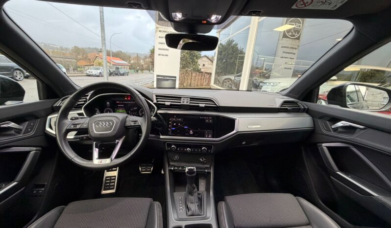 Audi Q3 45 TFSIe Stronic Black Line lleno