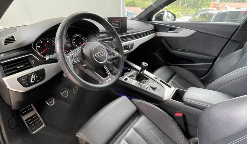 AUDI A4 Avant 2.0 TDI 150CV sport edition lleno