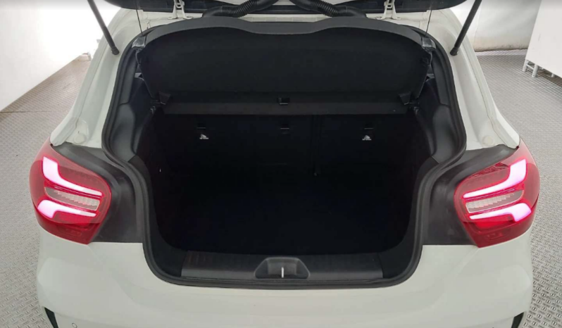 MERCEDES-BENZ Clase A A 200 d lleno