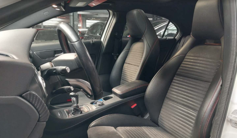 MERCEDES-BENZ Clase A A 200 d lleno