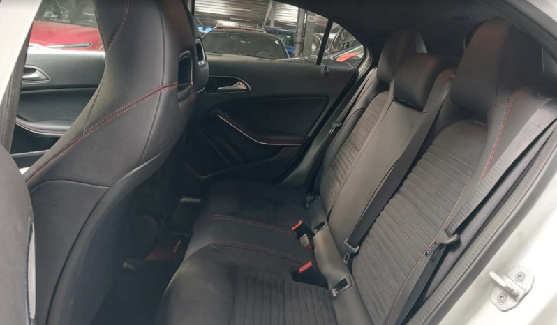 MERCEDES-BENZ Clase A A 200 d lleno