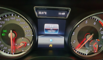 Mercedes Benz GLA 180 URBAN 2015 lleno