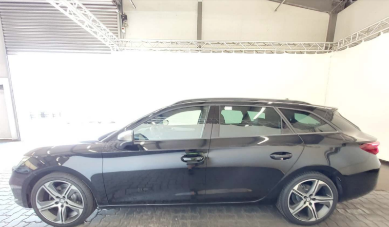 SEAT León SP 2.0 TDI SS FR 2022 lleno