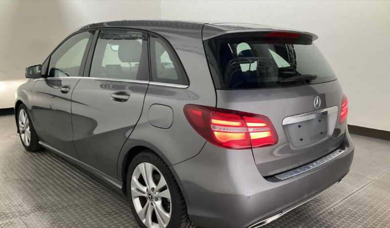 MERCEDES-BENZ Clase B B 180 lleno